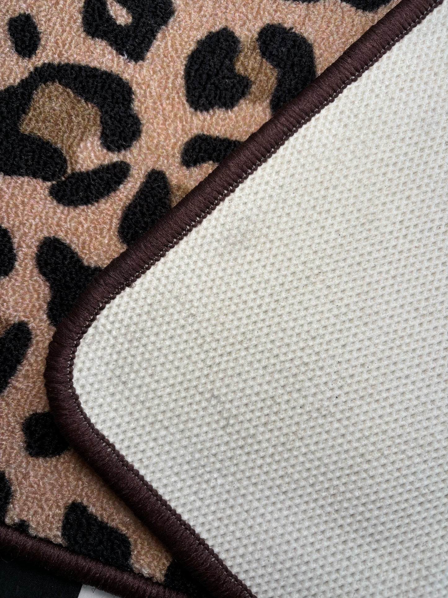 LEOPARD UNIVERSAL CAR MATS x 2